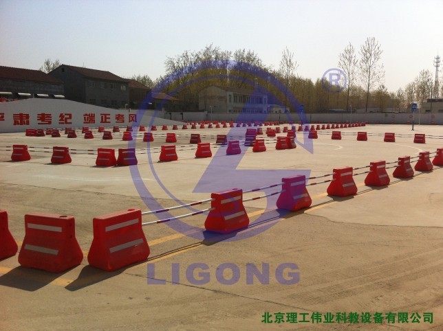 科目二場(chǎng)地考試系統(tǒng)，GPS小車考試系統(tǒng)